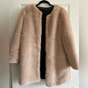 Zara faux fur coat size medium